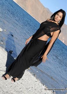 Sameera Reddy feet photo thumbnail