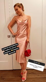 Sami Gayle feet photo thumbnail