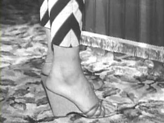 Samia Gamal feet photo 11