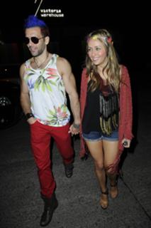 Samia Longchambon feet photo thumbnail