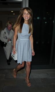 Samia Longchambon feet photo thumbnail