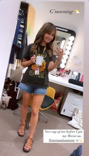 Samia Longchambon feet photo thumbnail