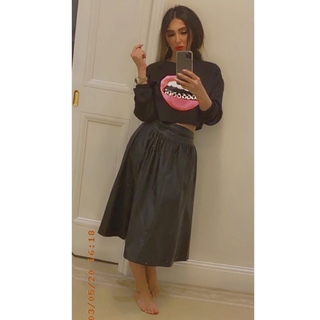 Samia Trabelsi feet photo 12