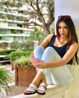 Samia Trabelsi feet photo 7