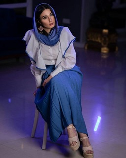 Samira Hassanpour feet photo 10