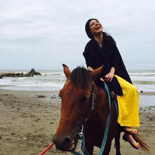 Samira Hassanpour feet photo 17