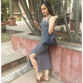 Samreen Kaur feet photo 14