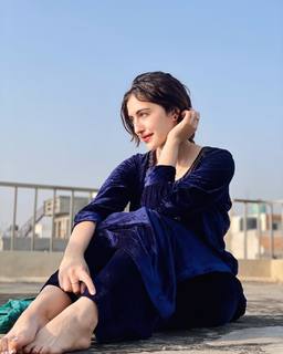 Samreen Kaur feet photo 4