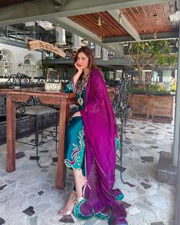Samreen Kaur feet photo 11