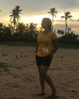 Samyuktha Menon feet photo thumbnail
