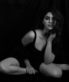Samyuktha Menon feet photo thumbnail