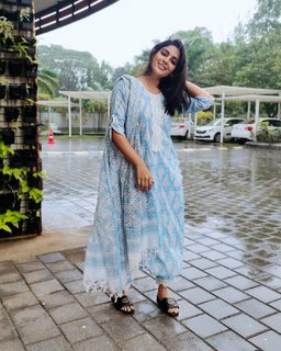 Samyuktha Menon feet photo thumbnail