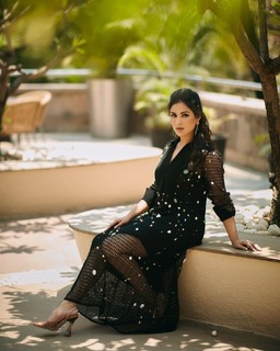 Samyuktha Menon feet photo thumbnail