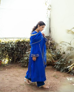 Samyuktha Menon feet photo thumbnail