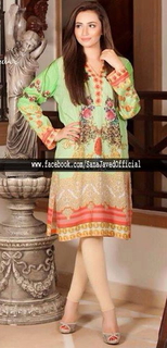 Sana Javed feet photo thumbnail