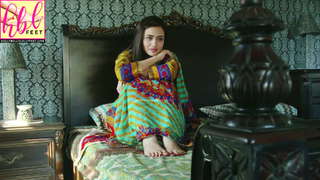 Sana Javed feet photo thumbnail