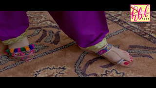 Sana Javed feet photo thumbnail