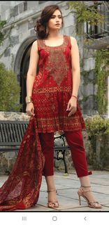 Sana Javed feet photo thumbnail