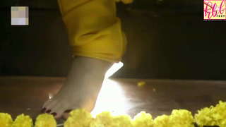 Sana Javed feet photo thumbnail