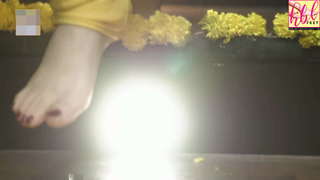 Sana Javed feet photo thumbnail