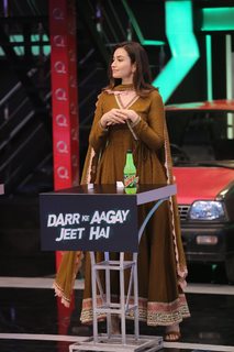 Sana Javed feet photo thumbnail