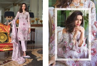 Sana Javed feet photo thumbnail