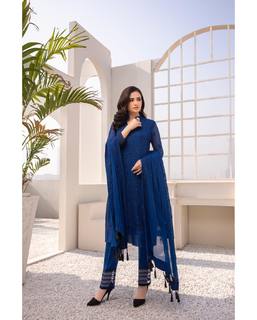 Sana Javed feet photo thumbnail