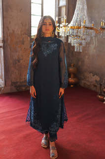 Sana Javed feet photo thumbnail