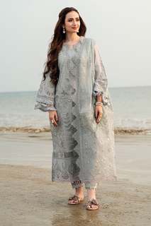 Sana Javed feet photo thumbnail