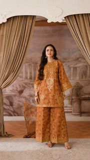 Sana Javed feet photo thumbnail