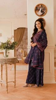 Sana Javed feet photo thumbnail