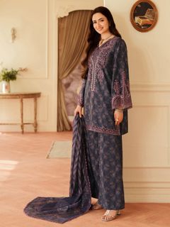 Sana Javed feet photo thumbnail