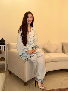 Sana Javed feet photo 4