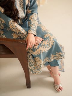 Sana Javed feet photo 3