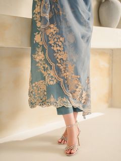 Sana Javed feet photo 20