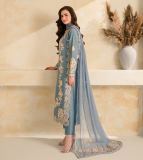 Sana Javed feet photo 19