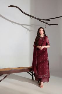 Sana Javed feet photo 7