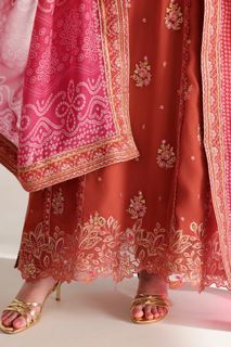 Sana Javed feet photo 4