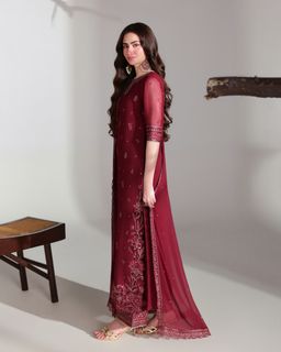 Sana Javed feet photo 10