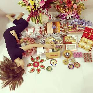 Sana Khan feet photo thumbnail