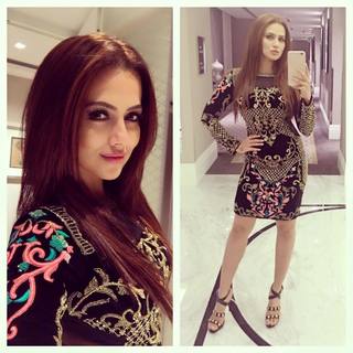 Sana Khan feet photo thumbnail