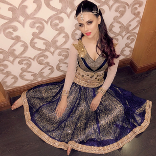 Sana Khan feet photo thumbnail