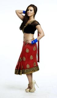 Sana Khan feet photo thumbnail