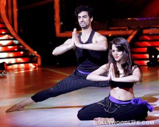 Sana Saeed feet photo 14