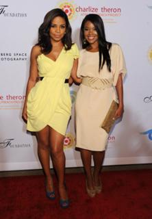 Sanaa Lathan feet photo thumbnail