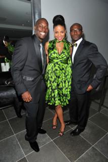 Sanaa Lathan feet photo thumbnail