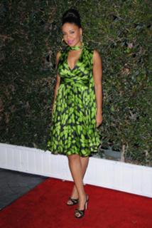 Sanaa Lathan feet photo thumbnail