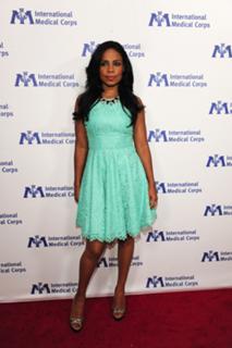 Sanaa Lathan feet photo thumbnail