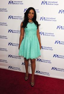 Sanaa Lathan feet photo thumbnail