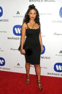 Sanaa Lathan feet photo thumbnail